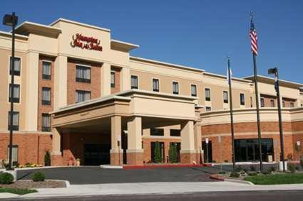 Hampton Inn & Suites Columbia at the University of Missouri allows 18 year olds to book a room in Columbia