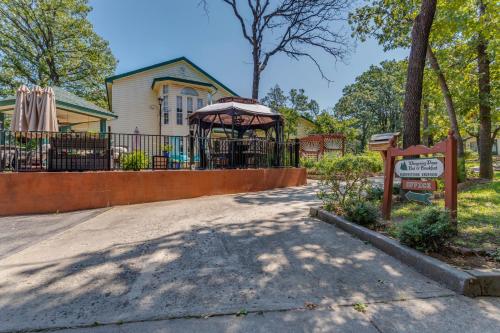 The Whispering Pines Inn allows 18 year olds to book a room in Norman