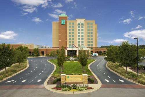 Embassy Suites Murfreesboro - Hotel & Conference Center allows 18 year olds to book a room in Murfreesboro