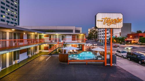 The Tangerine - a Burbank Hotel allows 18 year olds to book a room in Burbank