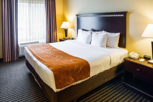 Med City Hotel & Suites allows 18 year olds to book a room in Rochester