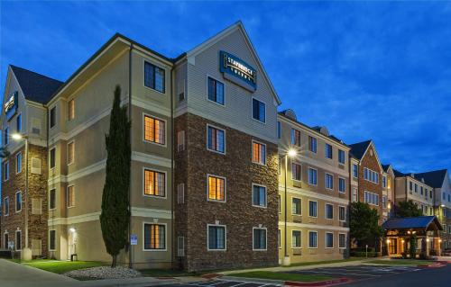 Staybridge Suites Austin Round Rock, an IHG Hotel allows 18 year olds to book a room in Round Rock