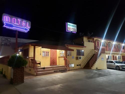 Providencia Motel allows 18 year olds to book a room in Burbank