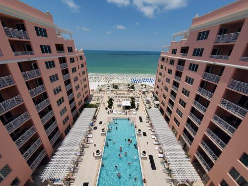 Clearwater Beach Resort Apartment with Oceanview allows 18 year olds to book a room in Clearwater