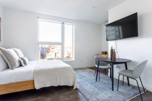 Central Sq Studio w Doorman nr T Stop BOS-311 allows 18 year olds to book a room in Cambridge