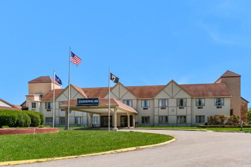 Eisenhower Hotel and Conference Center allows 18 year olds to book a room in 