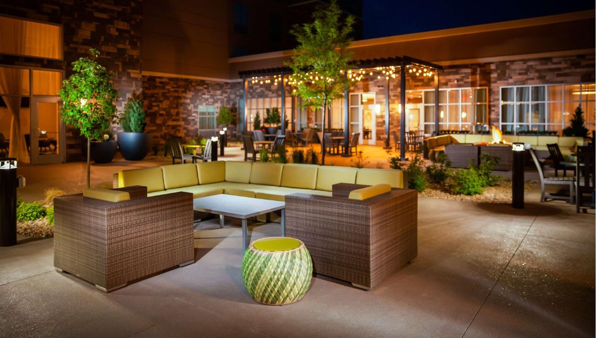 Best Arvada Hotels with 18+ Check-In