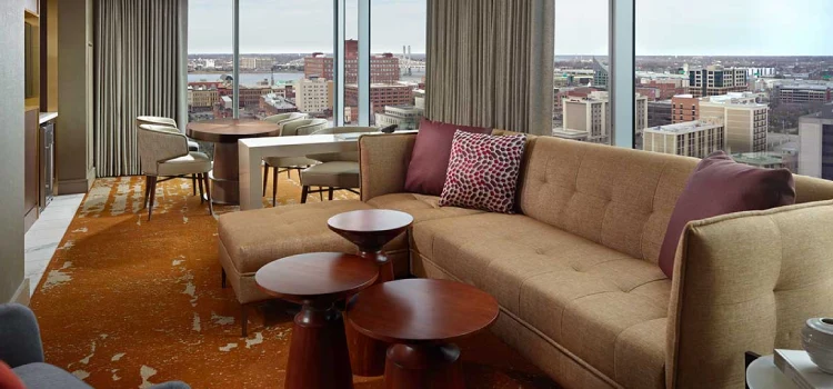 Louisville Hotels